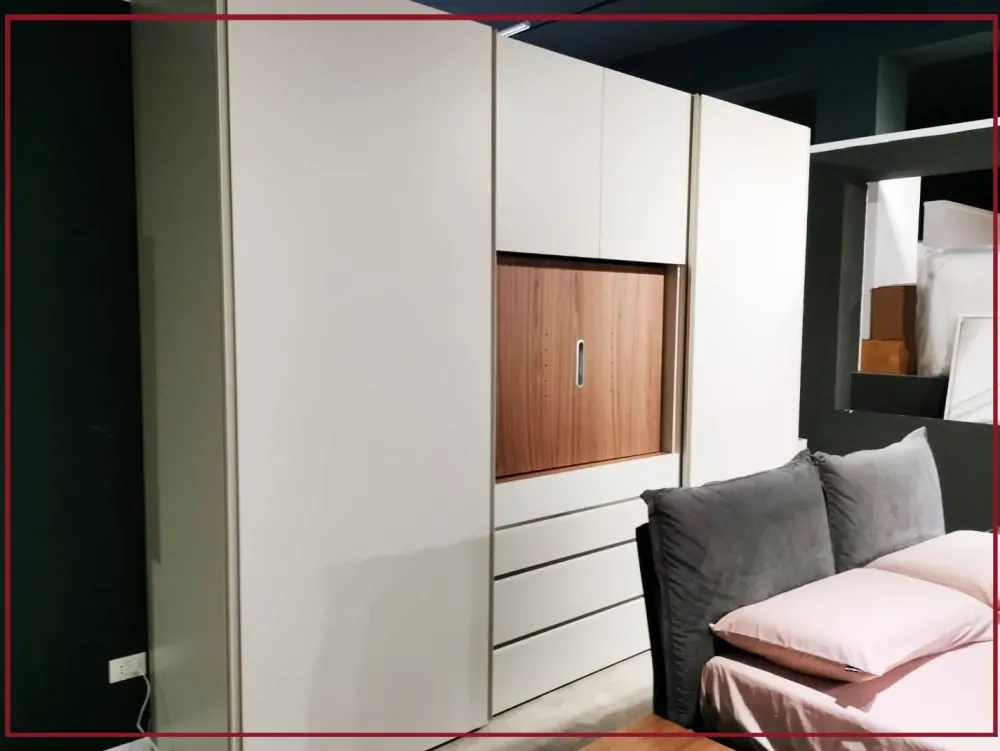 Armadio in legno Odeon breccia a marchio scontato -40%^Sangiacomo Online