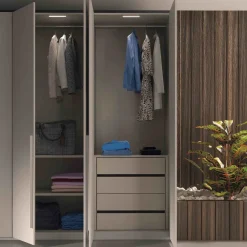 Collezione esclusiva Armadio Laik 8: esclusivo, 8 ante, prezzo Outlet! Acquistalo ora!- Armadi