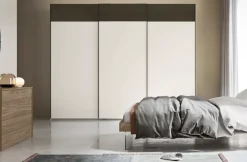 Armadio Logic realizzato in laminato opaco di scontato -25%^Marka Outlet