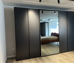 Clearance Armadio moderno Breccia  con un ribasso imperdibile Armadi