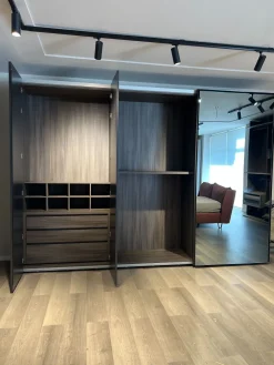 Clearance Armadio moderno Breccia  con un ribasso imperdibile Armadi