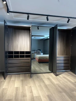 Clearance Armadio moderno Breccia  con un ribasso imperdibile Armadi