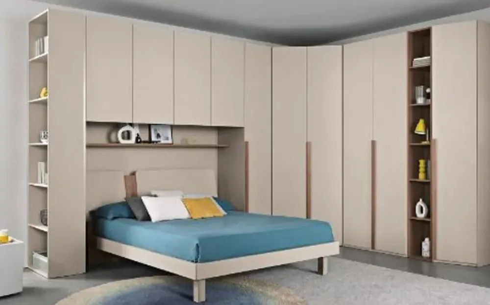 Gierre Mobili Armadio moderno con Sette ante modello Armadio angolare a ponte con letto matrimoniale di- Armadi