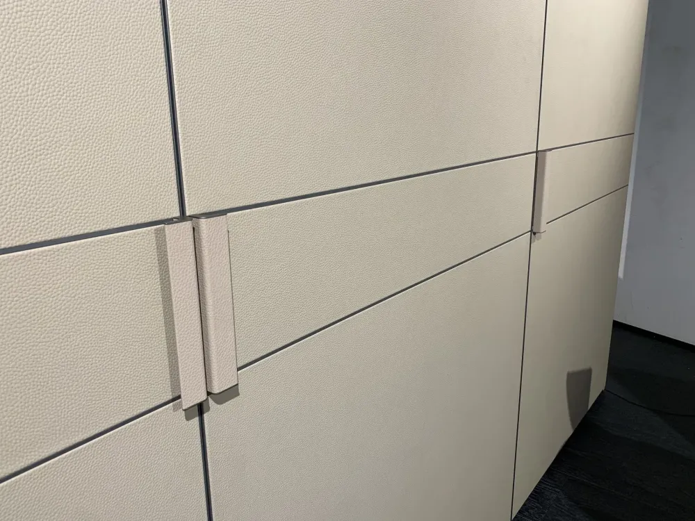 Sale Armadio moderno Cover di a PREZZO OUTLET -45% Armadi