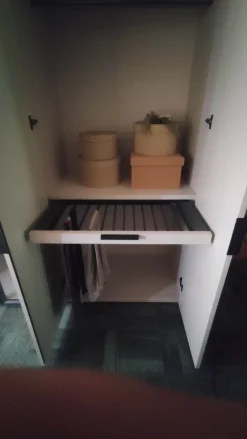 Molteni & C Armadio moderno Gliss master  con un ribasso imperdibile- Armadi