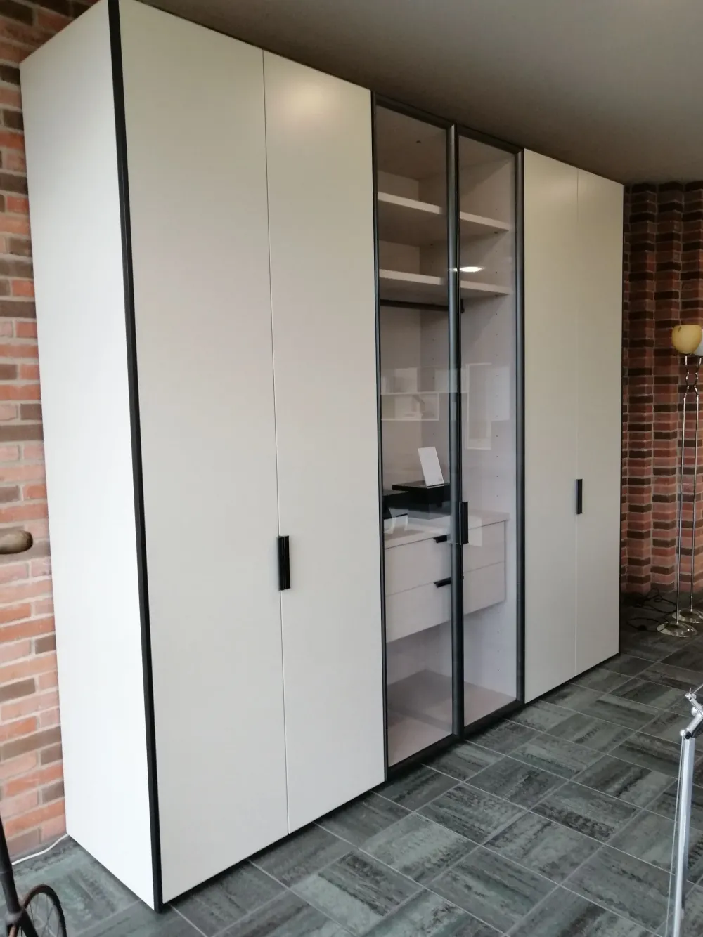 Molteni & C Armadio moderno Gliss master con un ribasso imperdibile- Armadi