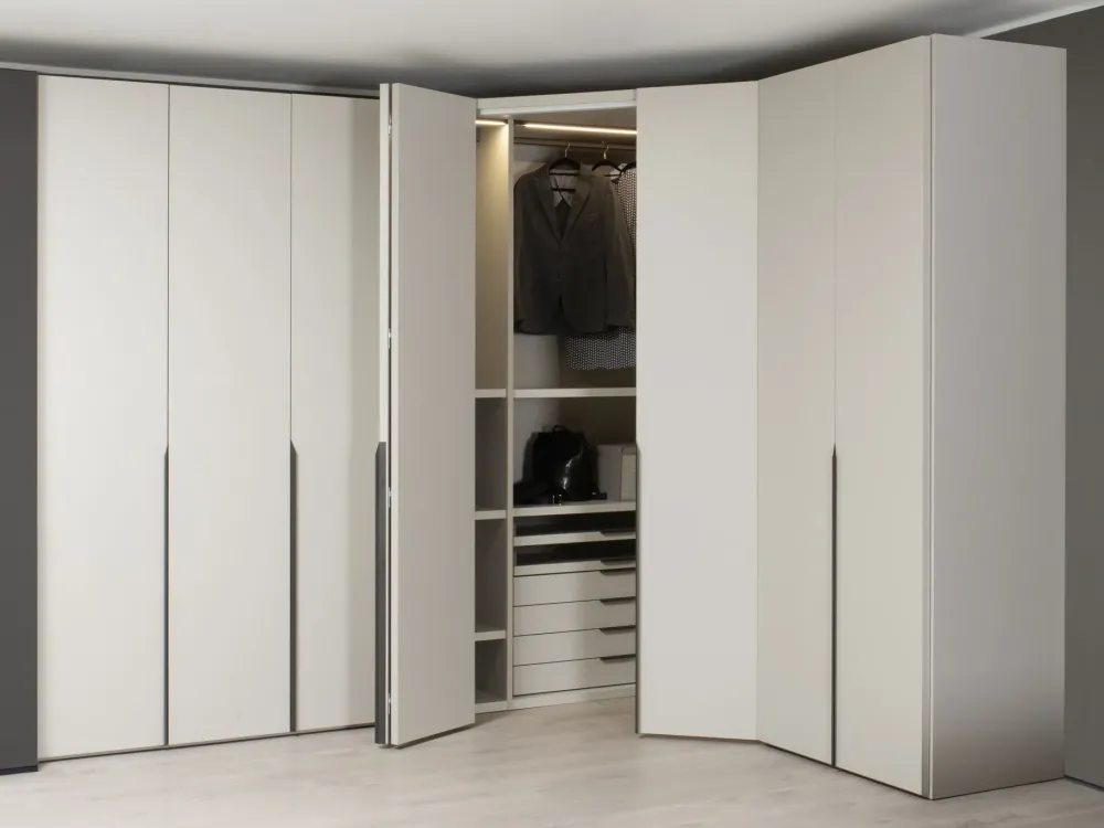 Clearance Armadio moderno Mind player outlet di a PREZZO OUTLET -51% Armadi