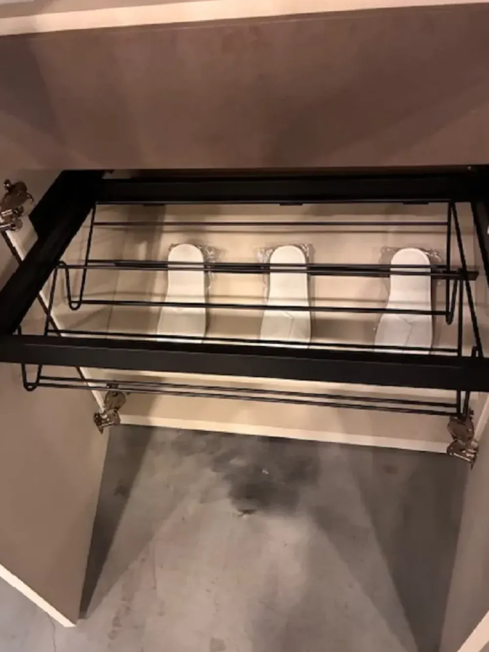 Armadio Modul box a sei ante a prezzo Outlet^Nardi