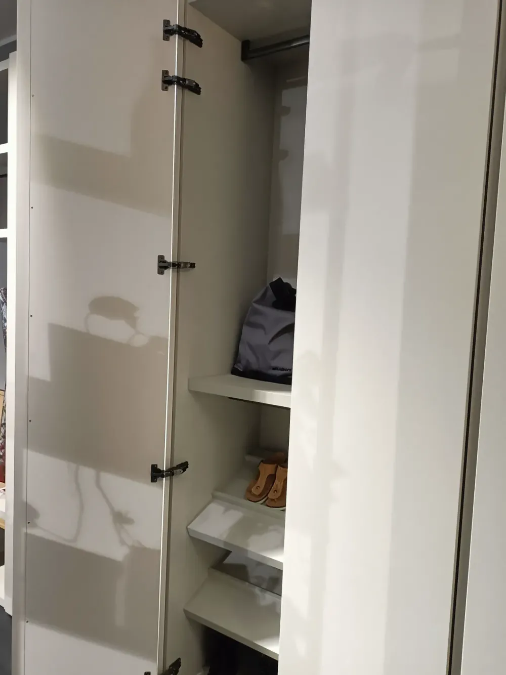 Pianca Armadio Nastro a cinque ante a prezzo scontato- Armadi