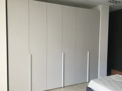 Best Armadio anta liscia realizzato in laminato opaco di scontato -39% Armadi