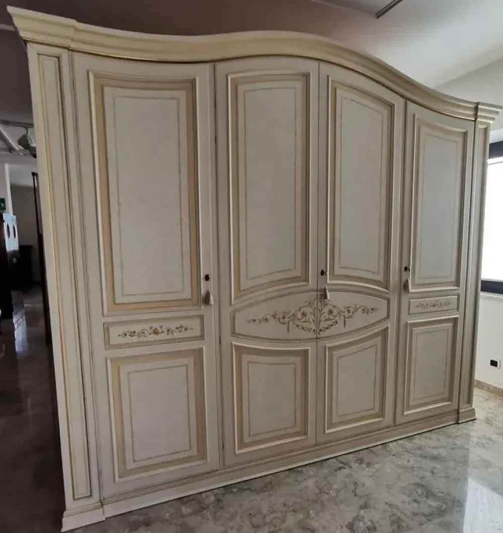 Armadio Regina di cuori a quattro ante in Offerta Outlet^Artigianale