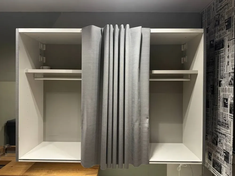 Sale Armadio scontato 40% modello Et voila' di Armadi