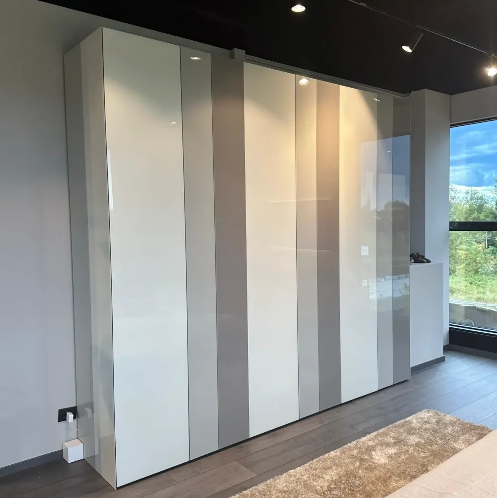 Lago Armadio scontato 34% modello Now di- Armadi