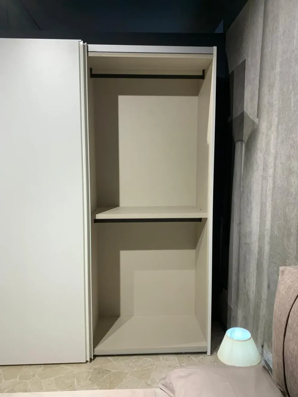 Discount Armadio scontato 42% modello Breccia di Armadi