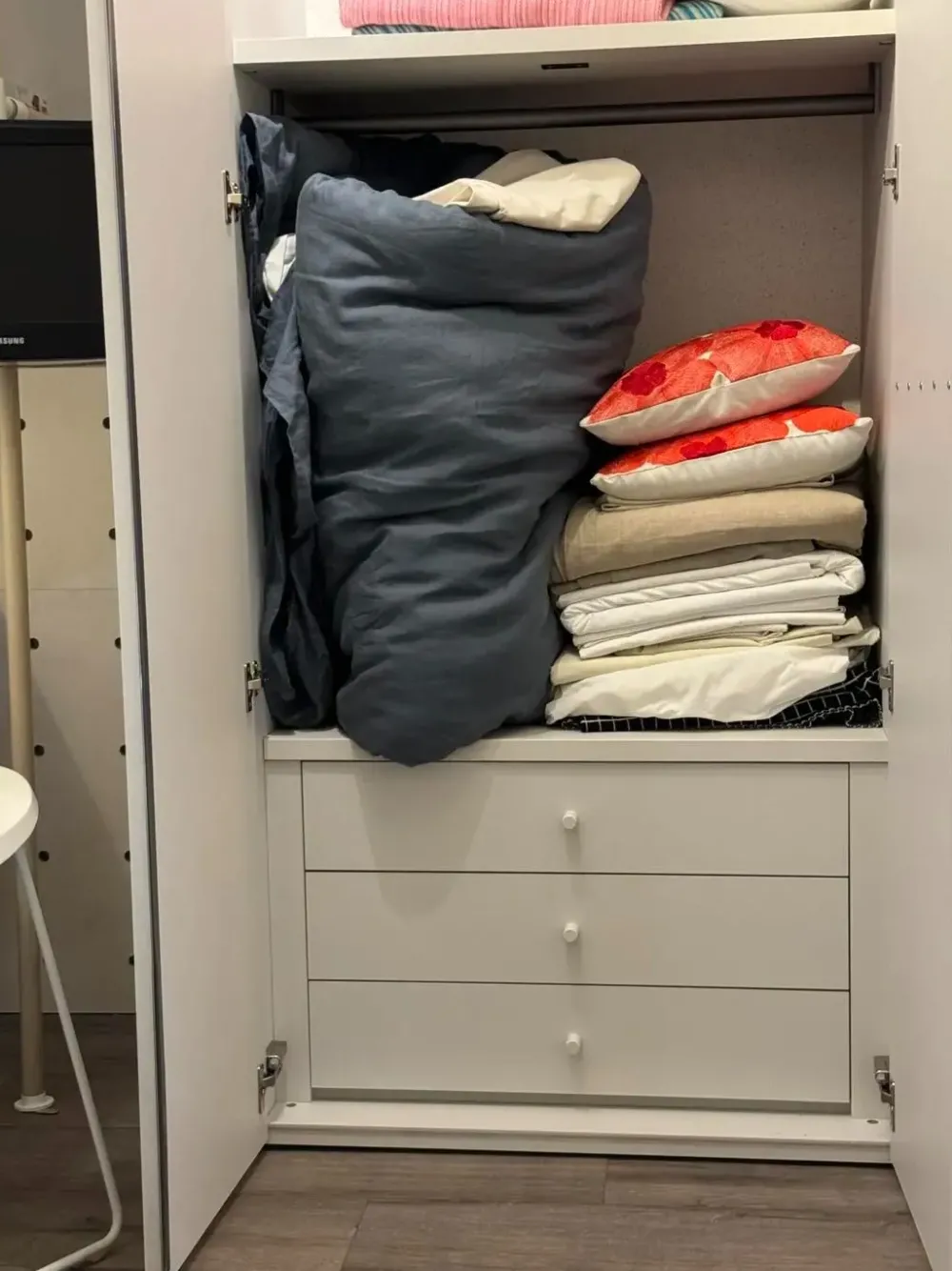 Outlet Armadio scontato 32% modello I nidi di Armadi