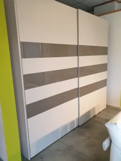 New Armadio Scorrevole logica con ante scorrevoli SCONTATO a PREZZI OUTLET Armadi