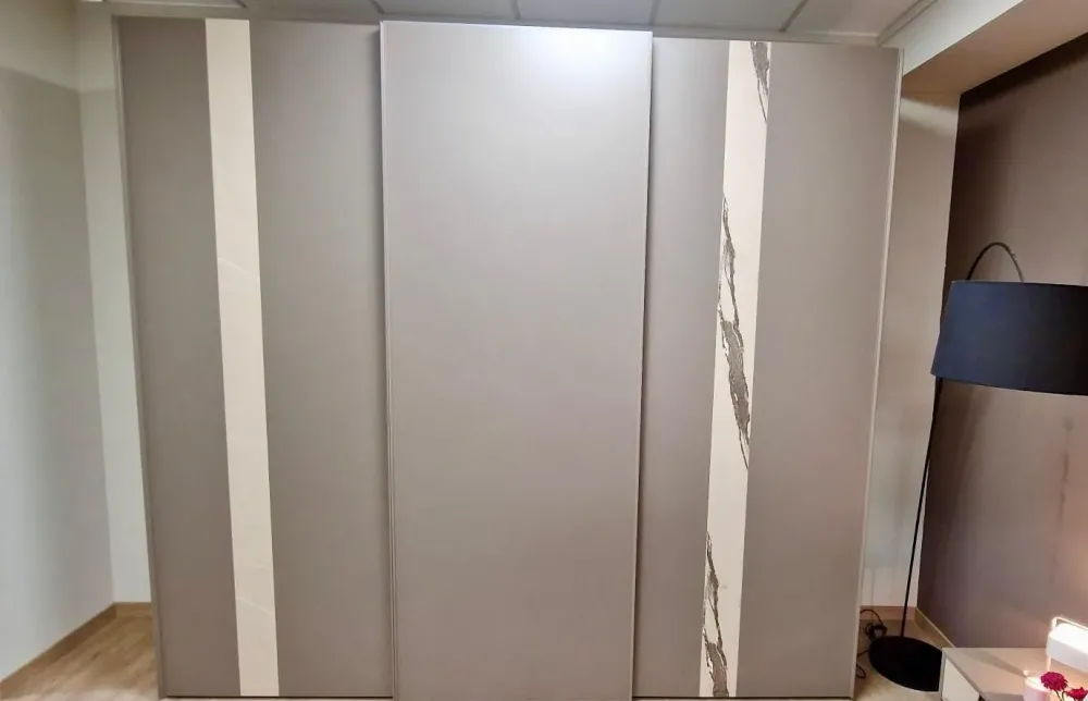 New Armadio Terna a tre ante a prezzo scontato Armadi