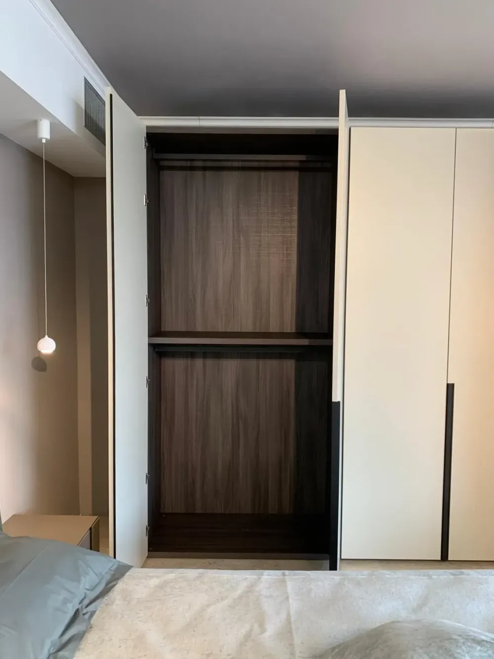 ARMADIO Tratto di in OFFERTA OUTLET Armadi