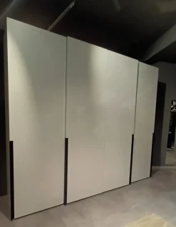 Clearance Armadio Tratto a quattro ante a prezzo scontato Armadi