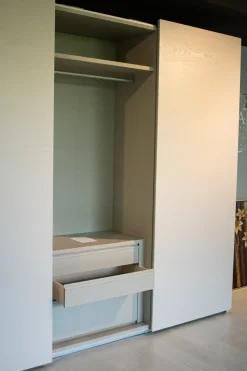 Hot Armadio a tre ante a prezzo Outlet Armadi