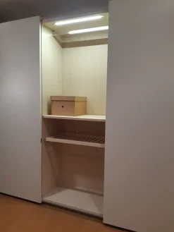 F.lli Elli Armadio Zen con ante scorrevoli SCONTATO a PREZZI OUTLET- Armadi