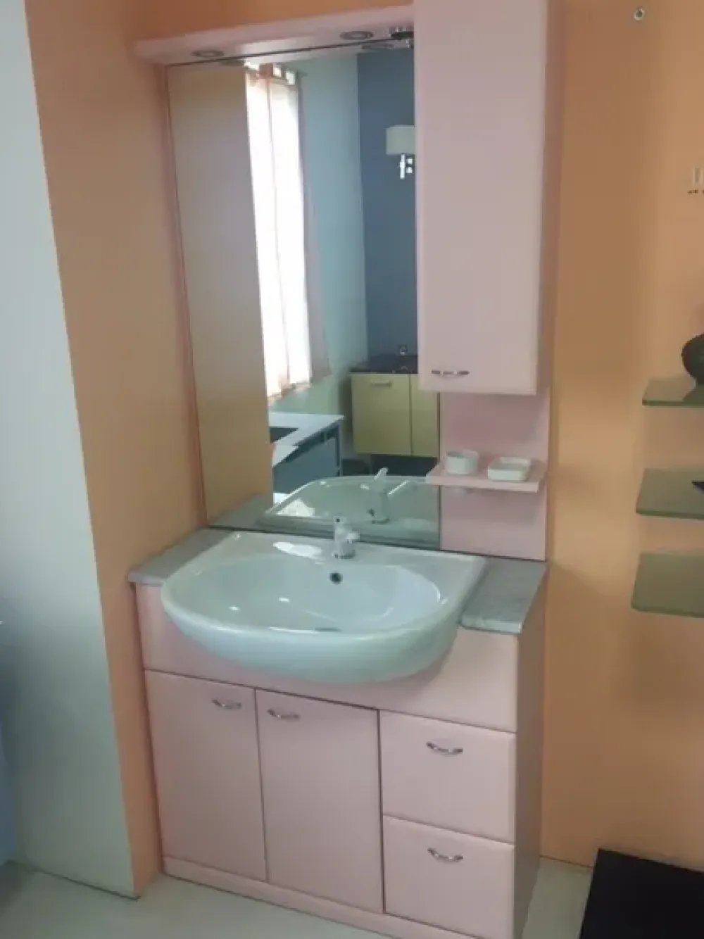 Sale Arredamento bagno: mobile Ester a prezzi outlet Mobili Bagno A Terra