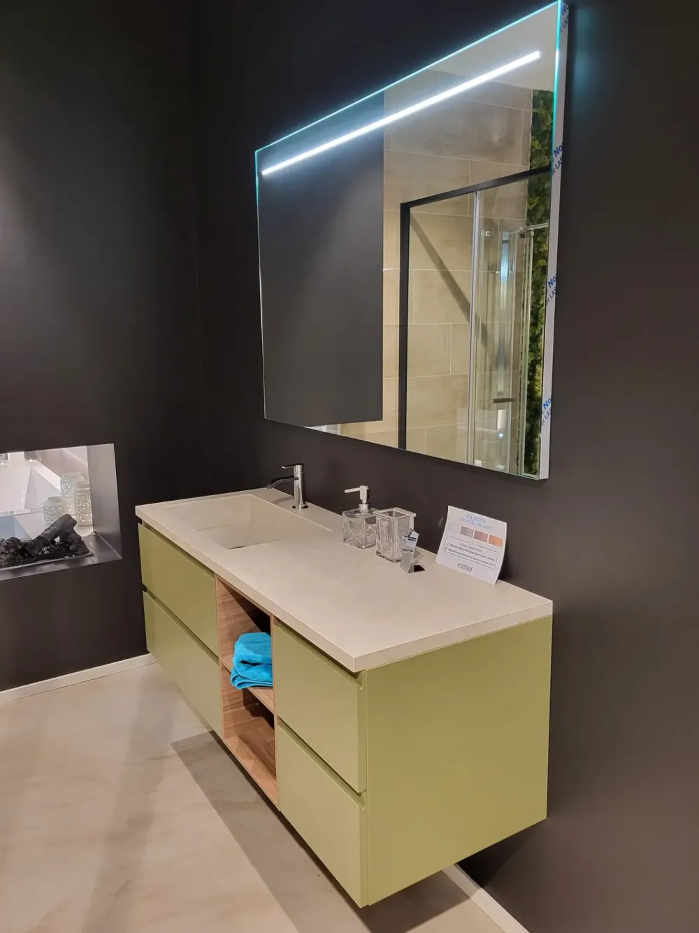 Clearance Arredamento bagno: mobile Form a prezzi convenienti Mobili Bagno Sospeso