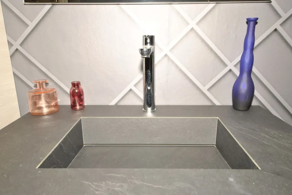 Compab Arredamento bagno: mobile B-go in Offerta Outlet- Mobili Bagno Sospeso