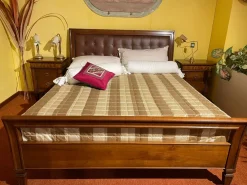 Discount Camera Gruppo letto cavenier-noce a prezzo ribassato in legno. Camere Da Letto