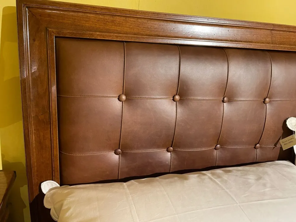 Discount Camera Gruppo letto cavenier-noce a prezzo ribassato in legno. Camere Da Letto