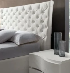 Camera da letto Chanel in legno a prezzo ribassato^Md work Online