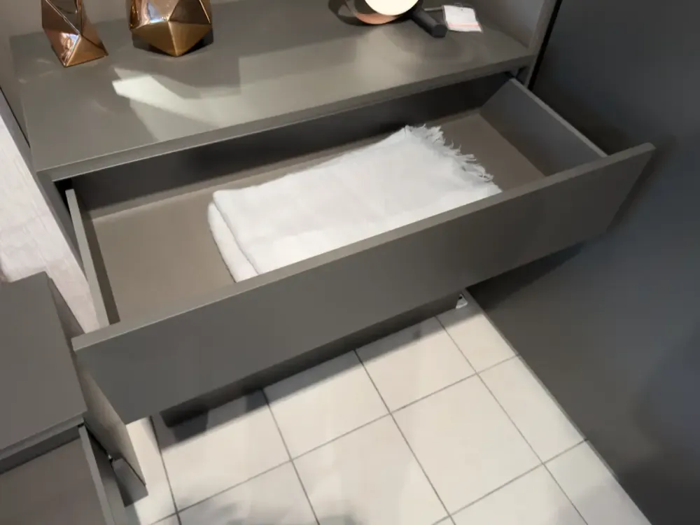 Camera da letto Comò e comodini filnox a un prezzo vantaggioso^Caccaro Outlet