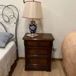 Camera da letto Gruerien in legno in Offerta Outlet^Artigianale New