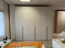 Camera da letto Light in laminato a prezzo ribassato^Orme Outlet