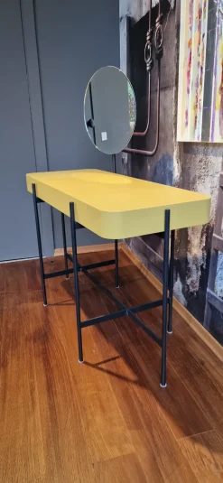 Clearance Camera da letto Caillou toilette a prezzo ribassato in laccato opaco Camere Da Letto