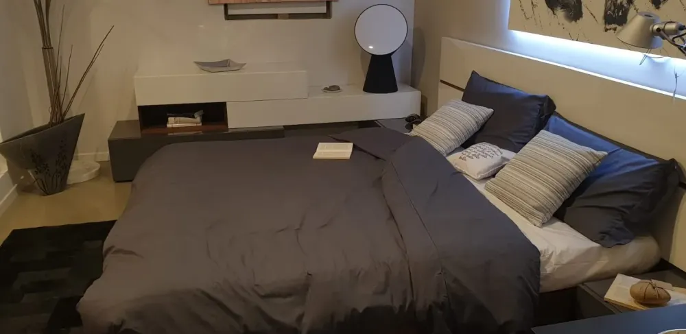 Discount Camera da letto People in legno a prezzo Outlet Camere Da Letto