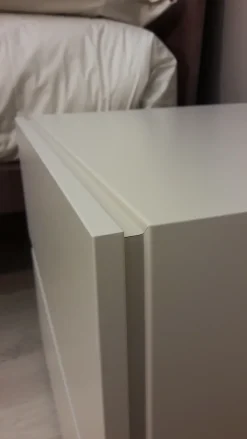 Camera da letto People in laccato opaco a prezzo Outlet. Un design moderno ed elegante per arredare la tua casa. Camere Da Letto