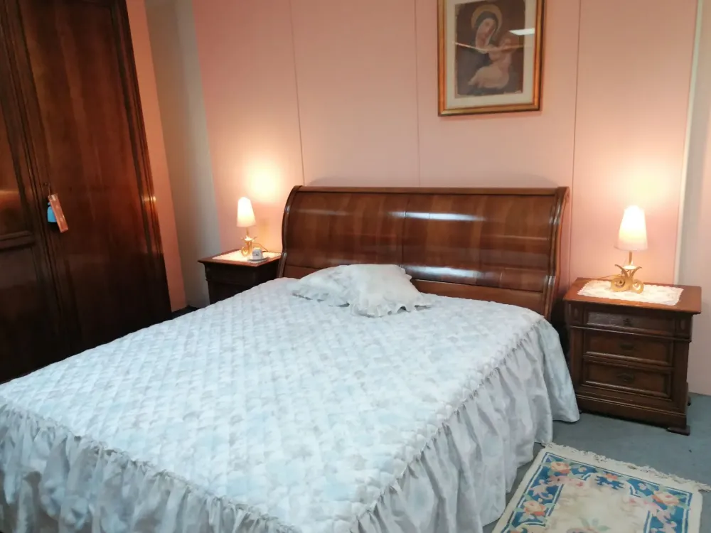 Camera da letto Rubino in legno a prezzo Outlet^Faber Mobili Discount