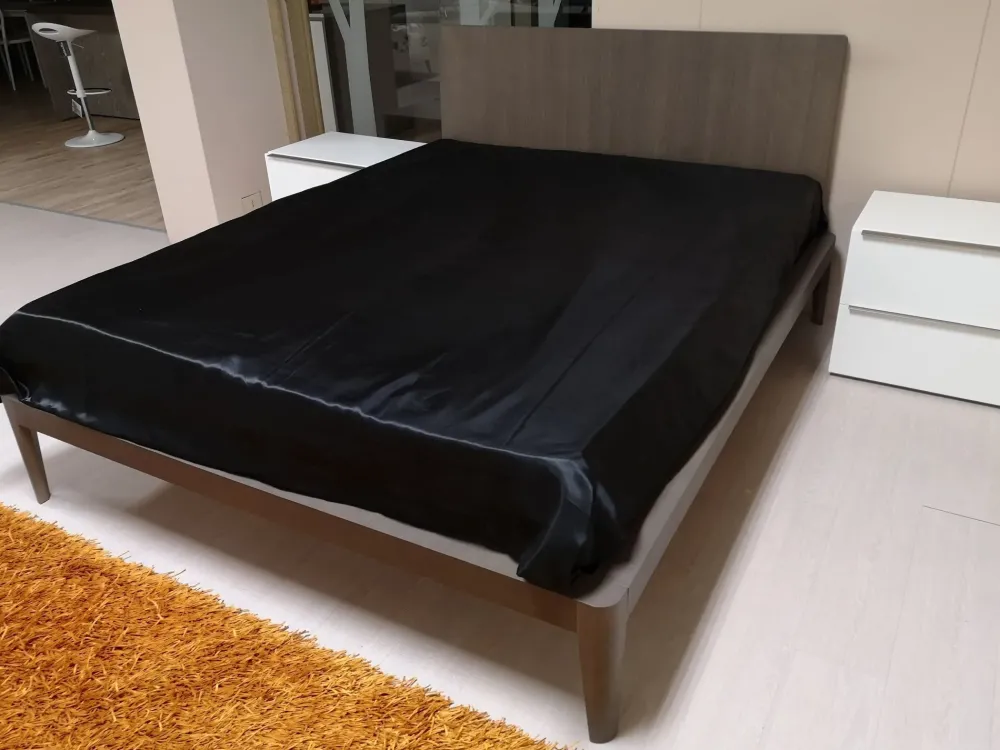 Camera da letto Spillo -sipario - spazio in legno a prezzo scontato Camere Da Letto