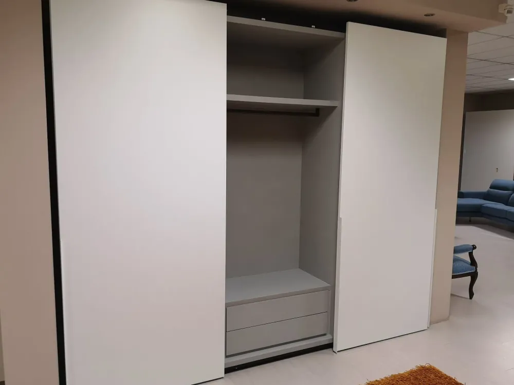 Camera da letto Spillo -sipario - spazio in legno a prezzo scontato Camere Da Letto