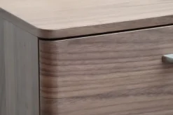 Distribuzione Grandi Marchi Camera Comodino logos su panca noce scontato del -50 %- Comodini