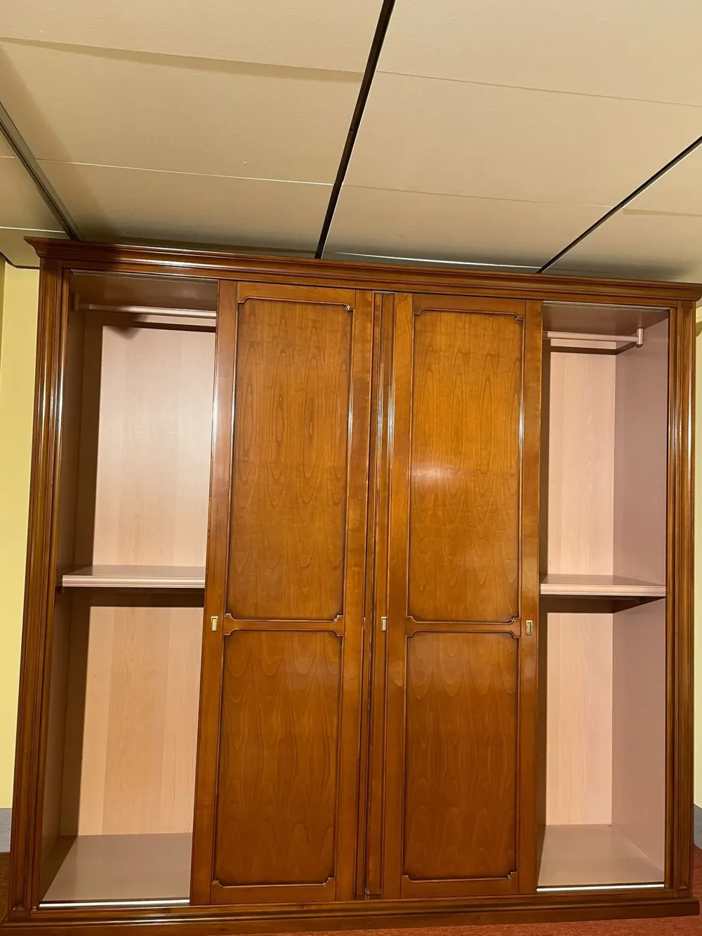 New Camera in ciliegio Massello a prezzo scontato! Camere Da Letto