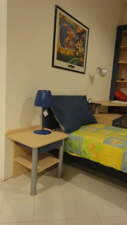 Discount Cameretta Blu con letto a terra a prezzo scontato Camerette