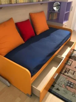 Sale Cameretta Duepuntocinque con letto a terra in offerta Camerette