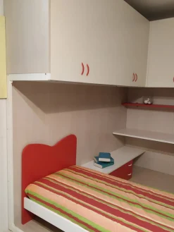 Cameretta Fantasy rovere e panna con letto a terra in offerta^ZG Mobili Clearance