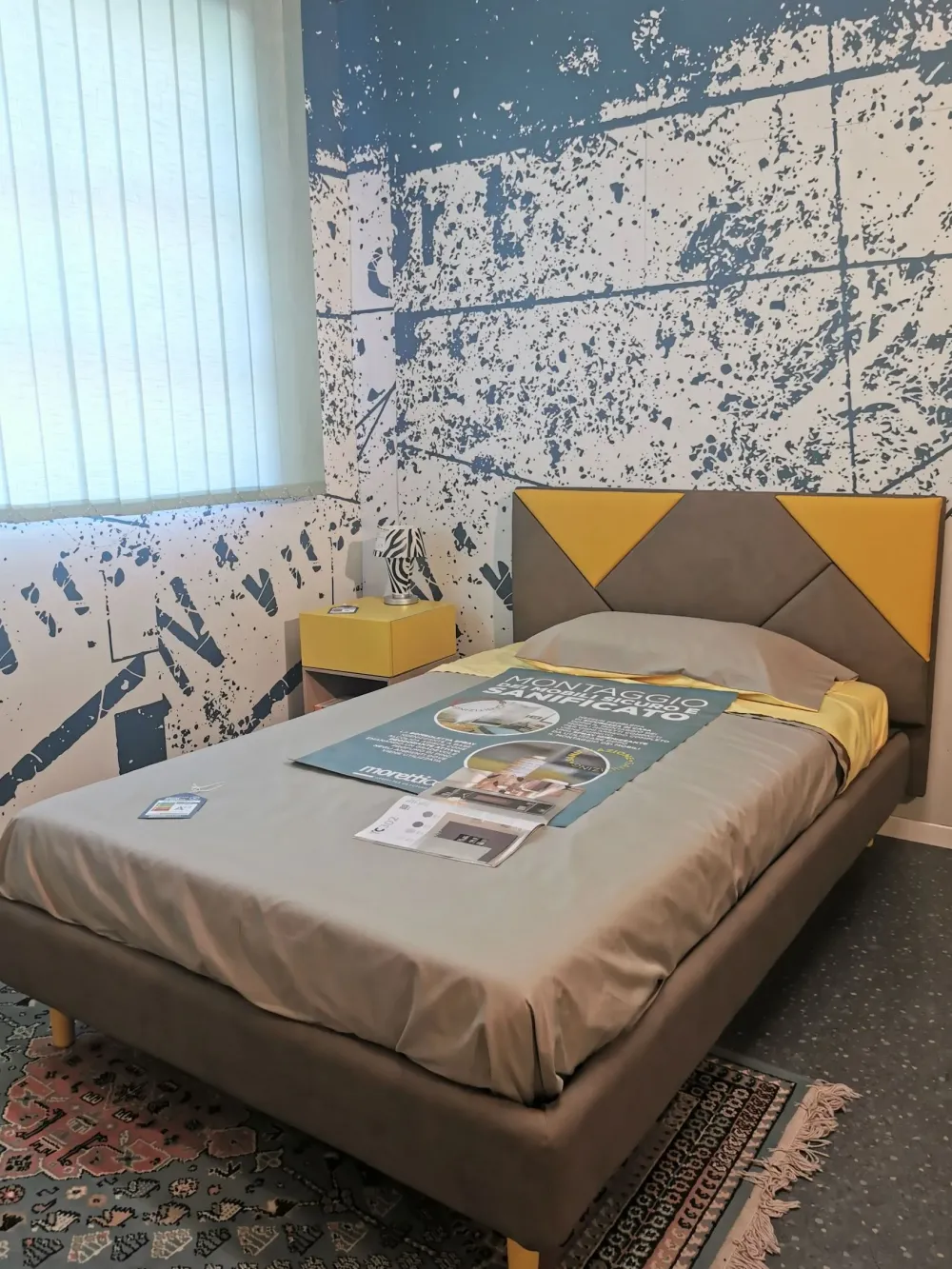 Clearance Cameretta in laccato opaco Young Moretti compact scontata a PREZZI OUTLET Camerette