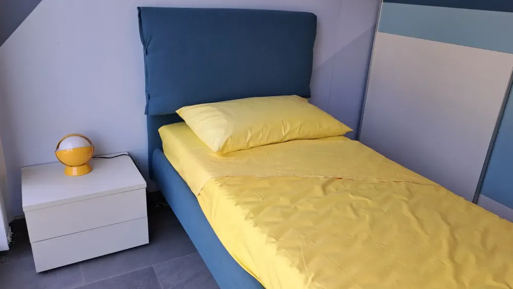 Discount Cameretta in laminato opaco Cameretta moretti blu Moretti compact scontata a PREZZI OUTLET Camerette