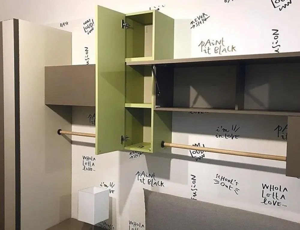 Sale Cameretta Teen e letto oggioni con letto a terra in offerta Camerette