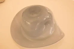 Artigianale Cappello in vetro di murano in stile design a prezzo ribassato- Oggettistica