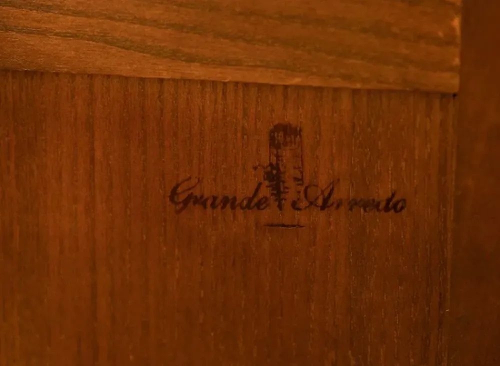 Outlet Cassettiera Gruppo in ciliegio massello in Legno in offerta Cassettiere